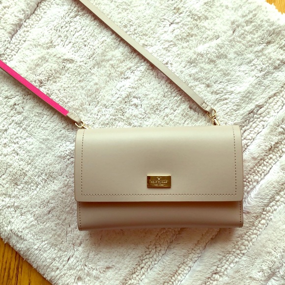 SOLD! ♠️HP 3/22!♠️ Kate Spade pink crossbody bag - Picture 5 of 10